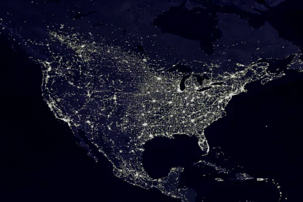 Berkshire Hathaway Prioritizes Utility Expansion Amid Measured AI Strategy