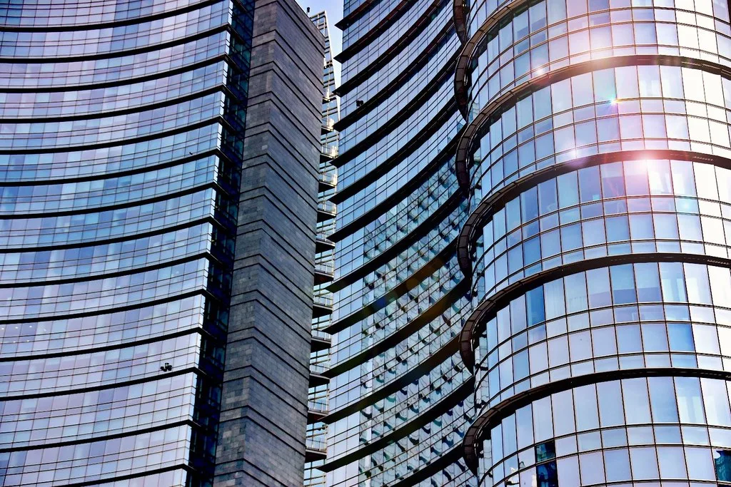 Brokerages Maintain Bullish Outlook on DLF Amid Strong Rental Portfolio Growth