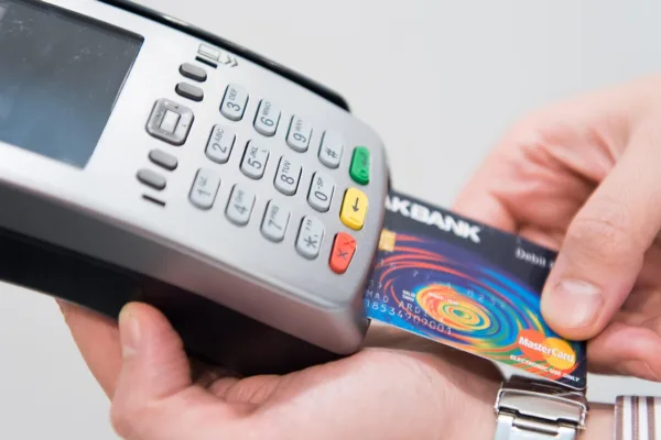 Consumer Credit Growth Surges in December Amid Holiday Spending