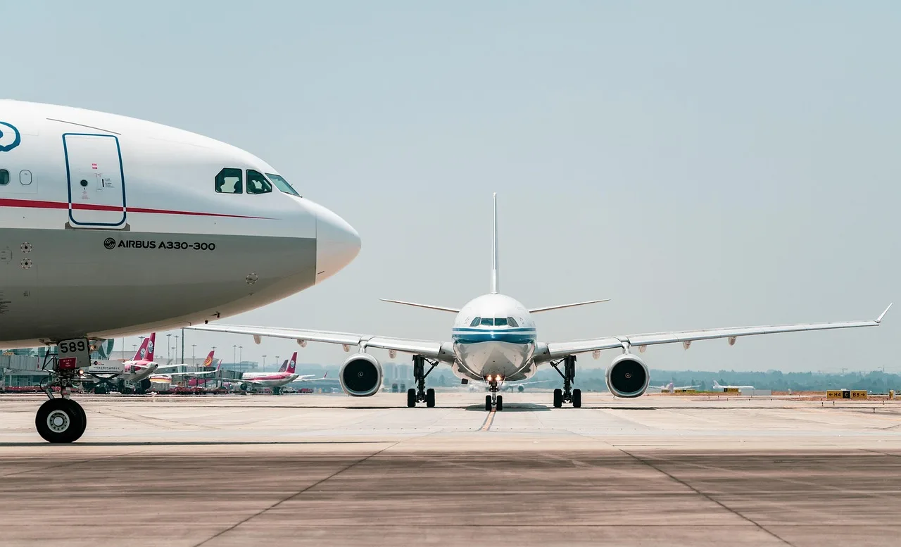 Currency Volatility and Geopolitics Drive IndiGo to Unexpected Quarterly Loss