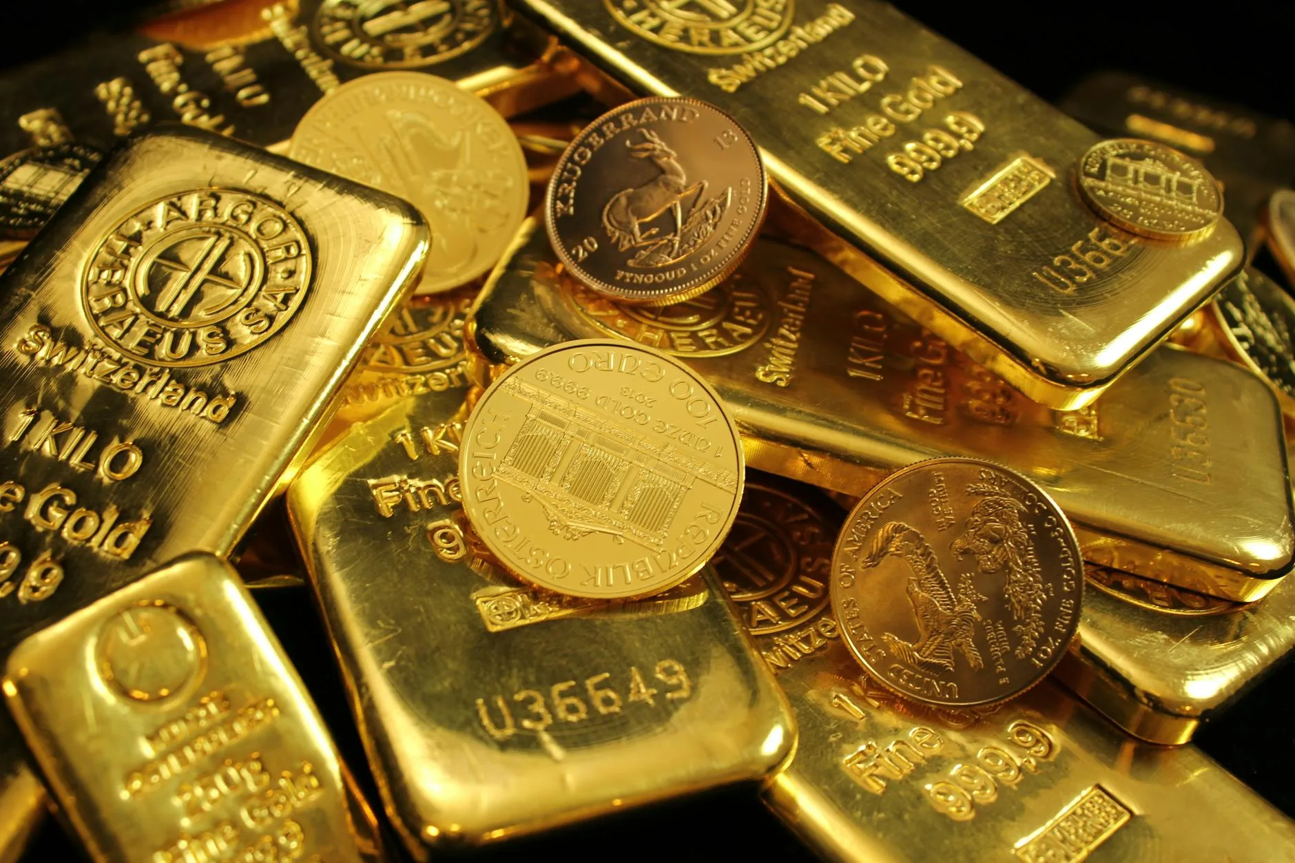 GTRI Urges Re-evaluation of India-UAE FTA Gold Import Concessions Amid Import Surge