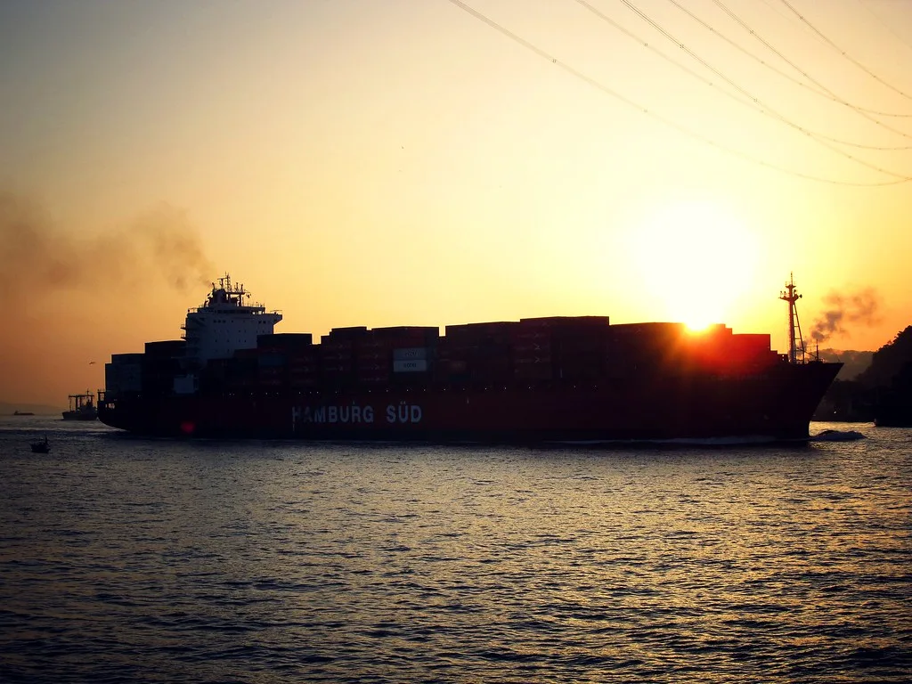 Global Oil Markets Rally as Trump-Xi Summit Fails to Resolve Strait of Hormuz Standoff