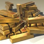 Gold Prices Slide as Inflation Fears and Oil Volatility Weigh on Market Sentiment