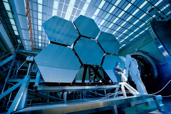 ICEYE Expands Global Footprint with New Satellite Manufacturing Hub in India