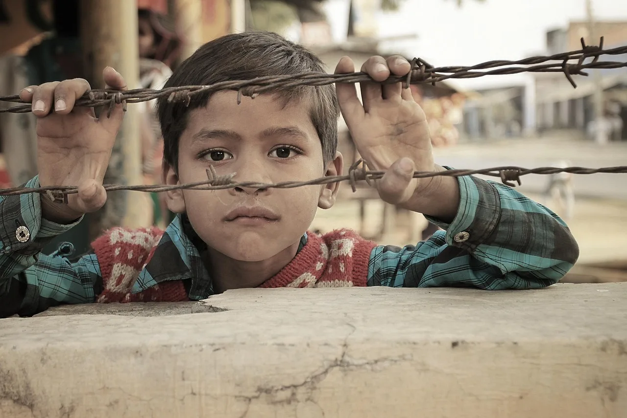 In India's Parched Heart, High Power Costs Put Cooling Out of Reach
