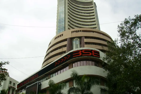 Indian Markets Face Cautious Opening Amid Global Volatility and Oil Price Shifts