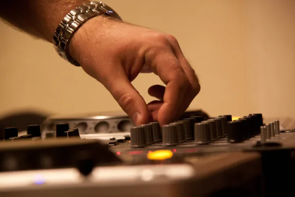 Indian Music Industry Demands AI Transparency to Safeguard Copyrights