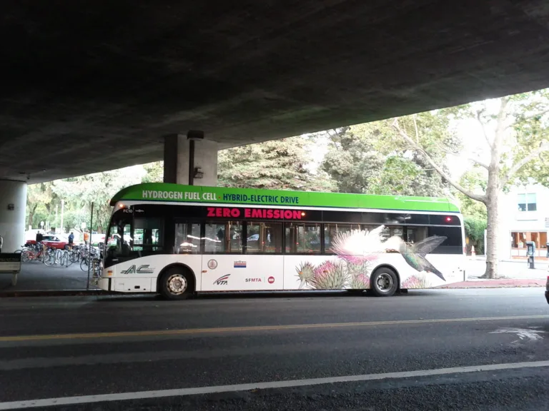 IndianOil and DMRC Accelerate Hydrogen Fuel Cell Integration in Public Transit