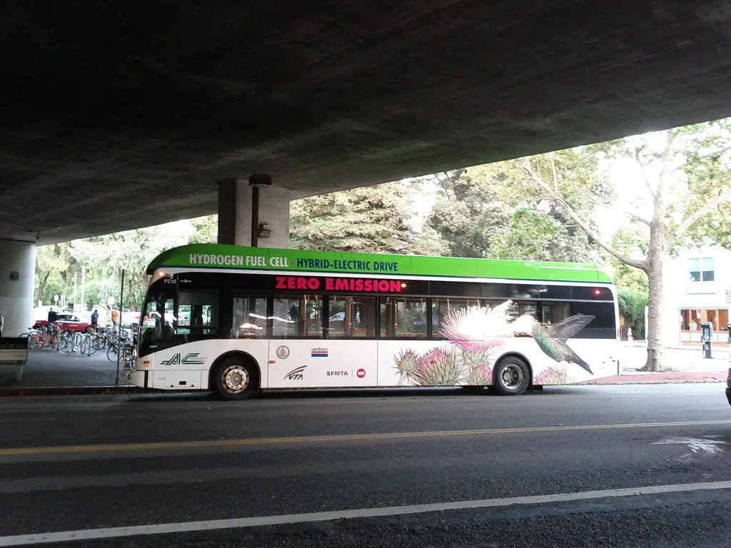 IndianOil and DMRC Accelerate Hydrogen Fuel Cell Integration in Public Transit
