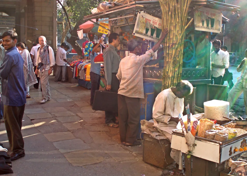 India's Financial Conditions Tighten Amid Global Volatility and Currency Pressure