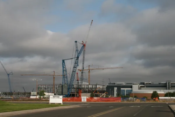 Infrastructure Output Shows Modest Growth as Industrial Sectors Diverge