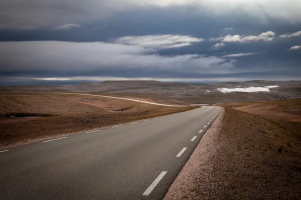 Interior Department Transfers 1.4 Million Acres to Alaska, Expanding State Control