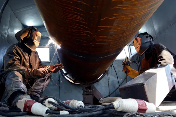 Labor Bottleneck Stalls India's Piped Natural Gas Expansion