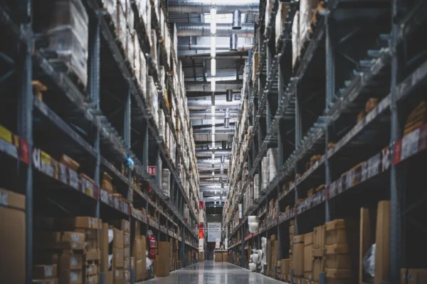 Liquor Industry Faces Price Hikes Amid Middle East Geopolitical Volatility