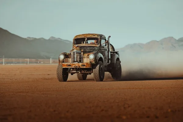 O'Leary's $100 Billion Utah AI Hub Sparks Water, Dust Concerns Amid Great Salt Lake Crisis