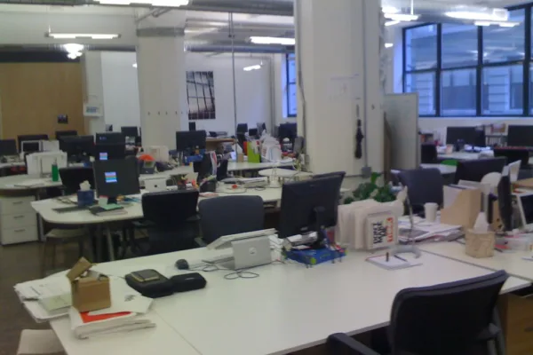 The AI Efficiency Paradox: Tech Sector Faces 25,000 Layoffs in May