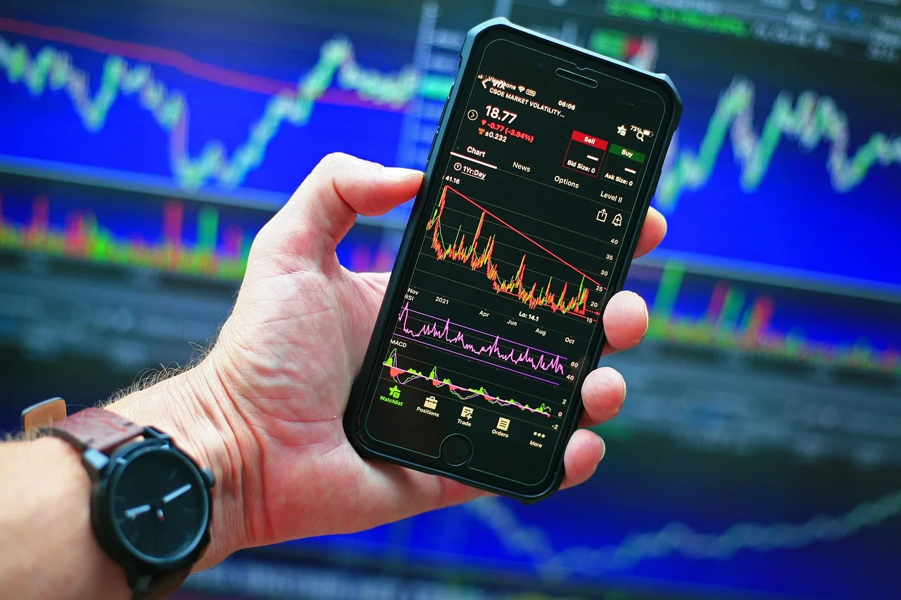 The Modern Face of Fraud: Why Ponzi Schemes Are Evolving in 2026