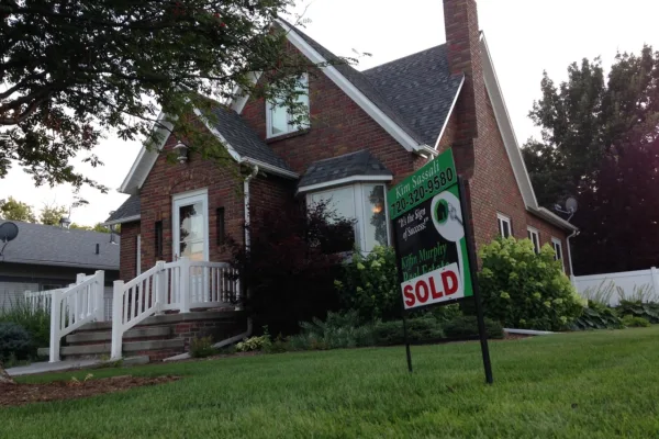 US Home Sales Remain Stagnant in April Amidst Persistent Market Challenges