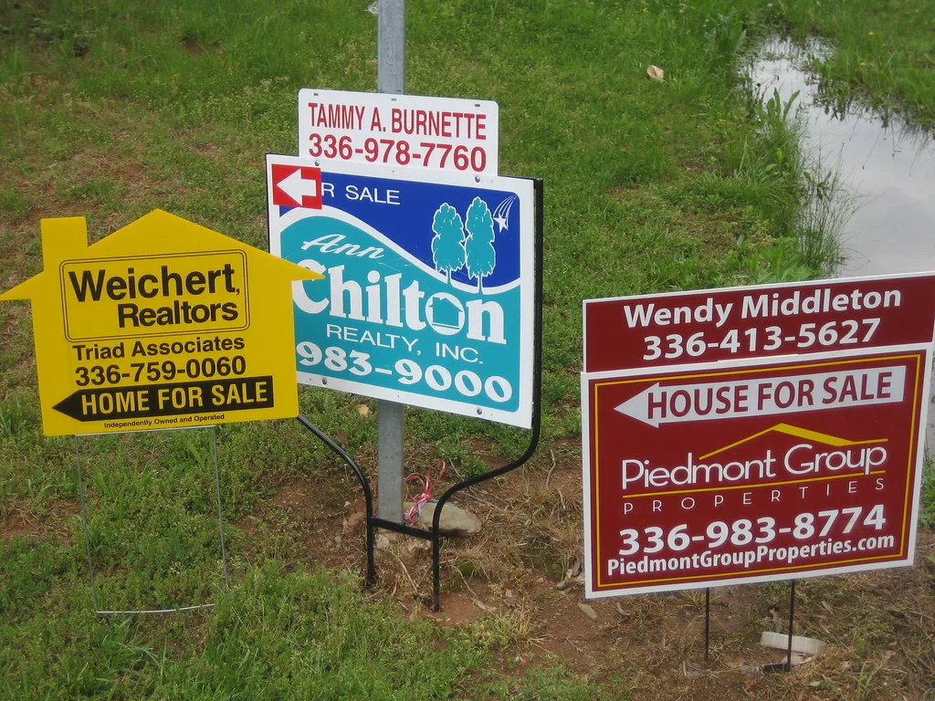 US Mortgage Rates Climb to Nine-Month High, Challenging Spring Homebuyers