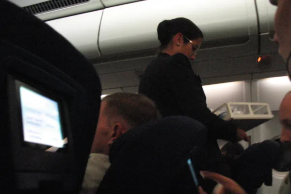United Airlines Flight Attendants Secure Landmark 31 Percent Pay Increase