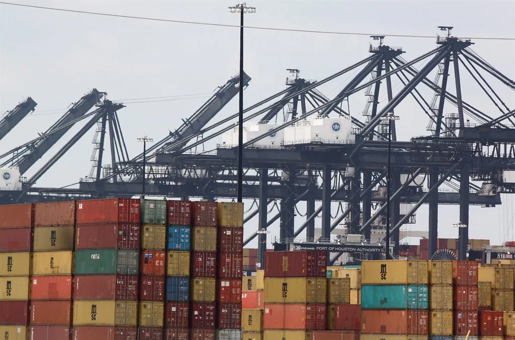 Urjit Patel Warns of Significant Tariff Impact on Indian Exports to the U.S.
