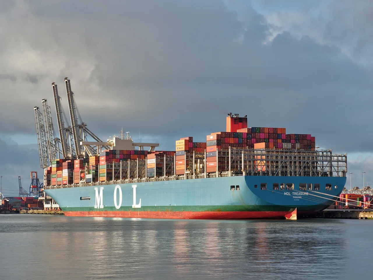 VOC Port Authority Initiates ₹517-Crore Berth Upgrade for Mega Container Vessels