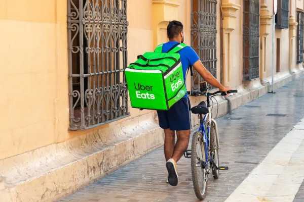 Amazon Escalates Quick-Commerce War with Nationwide Expansion