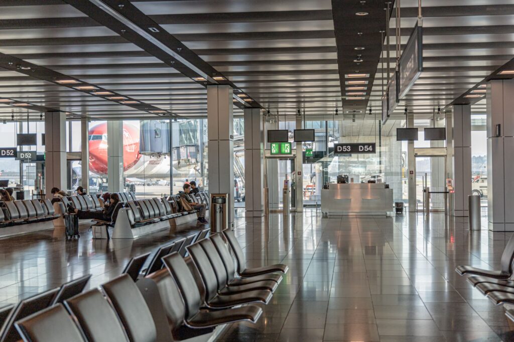 American Airlines Debuts Innovative Grab-and-Go Lounge Concept at JFK