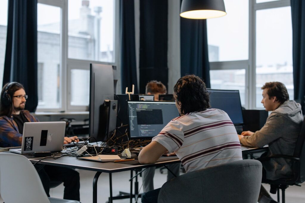 Anthropic Salary Data Reveals Intense Compensation War for AI Talent