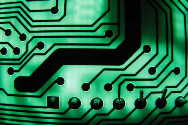 Broadcom Shares Slide as Revenue Forecast Fails to Meet High Expectations