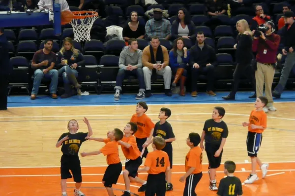 For Knicks' Owner James Dolan, a Title Might Finally Stop Some Boos