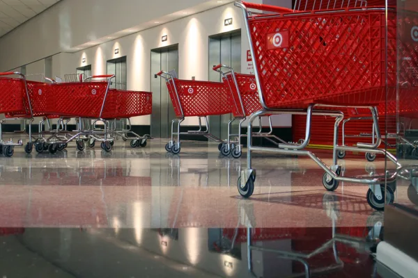 GMR Airports Shares Surge as Macquarie Projects 20% Upside Amid Premium Travel Boom