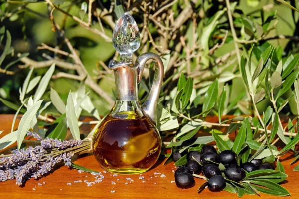Government Mandates Standardized Packaging for Edible Oils to Enhance Consumer Transparency