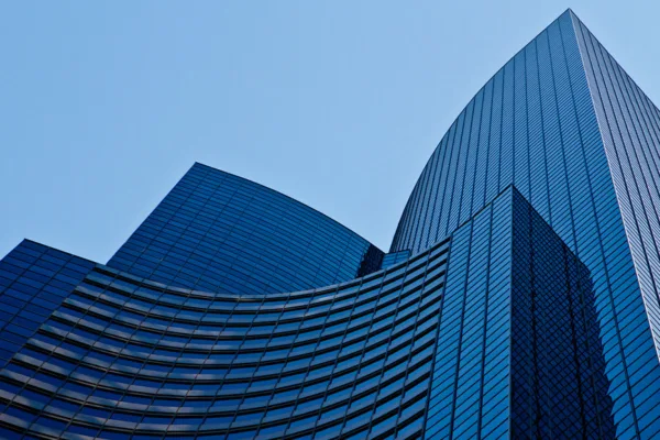 Macquarie Shifts Strategy: Private Banks Overtake PSU Lenders in Valuation Play