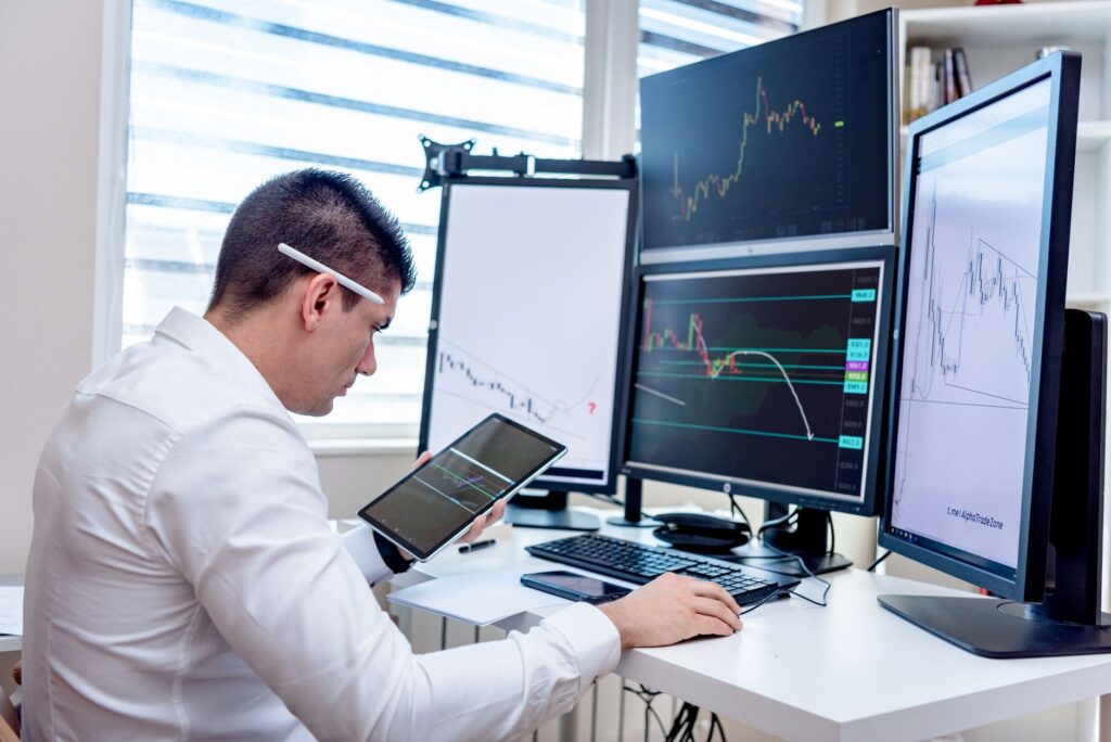 Navigating Market Cycles: Lessons in Resilience and Opportunity