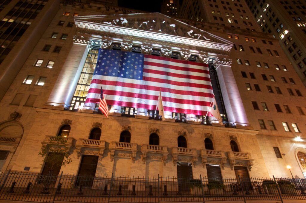 Persistent Systems Shares Hit 52-Week Low Amid Market Volatility