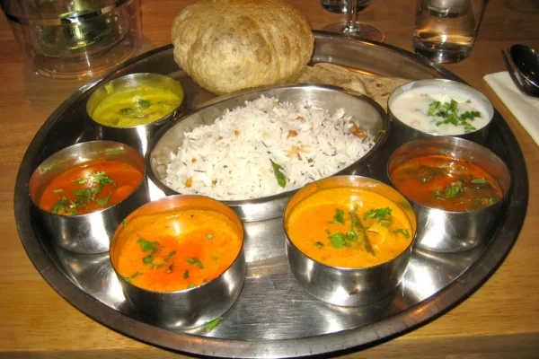 Rising Food Inflation Strains Indian Households as Thali Costs Hit Multi-Month Highs