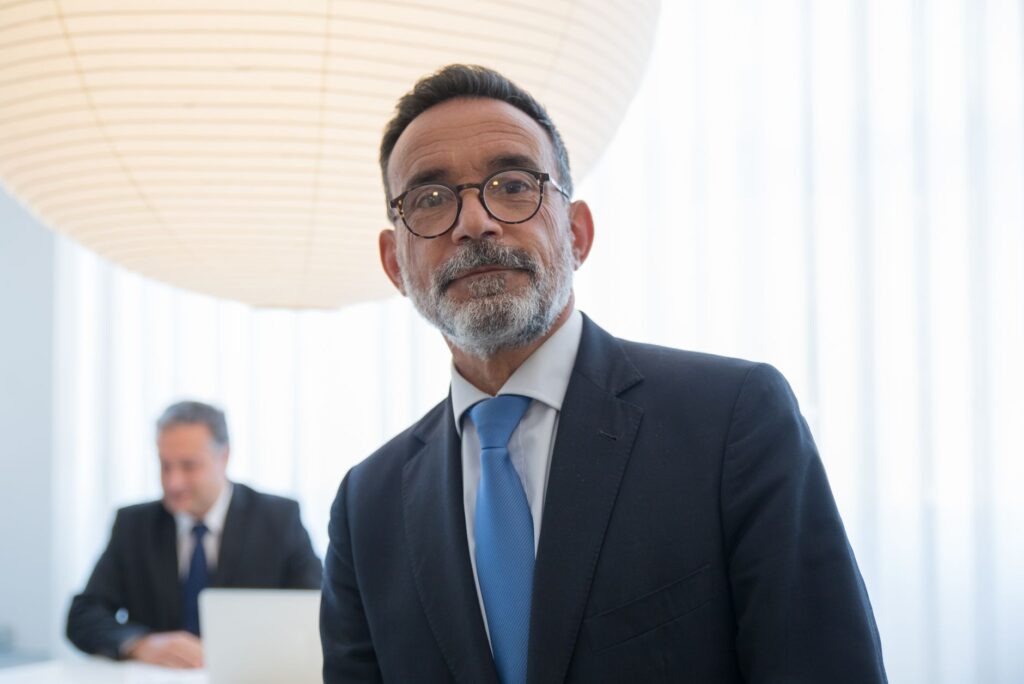Shankh Mitra Named World's Second-Highest Paid CEO Following Record Compensation Package