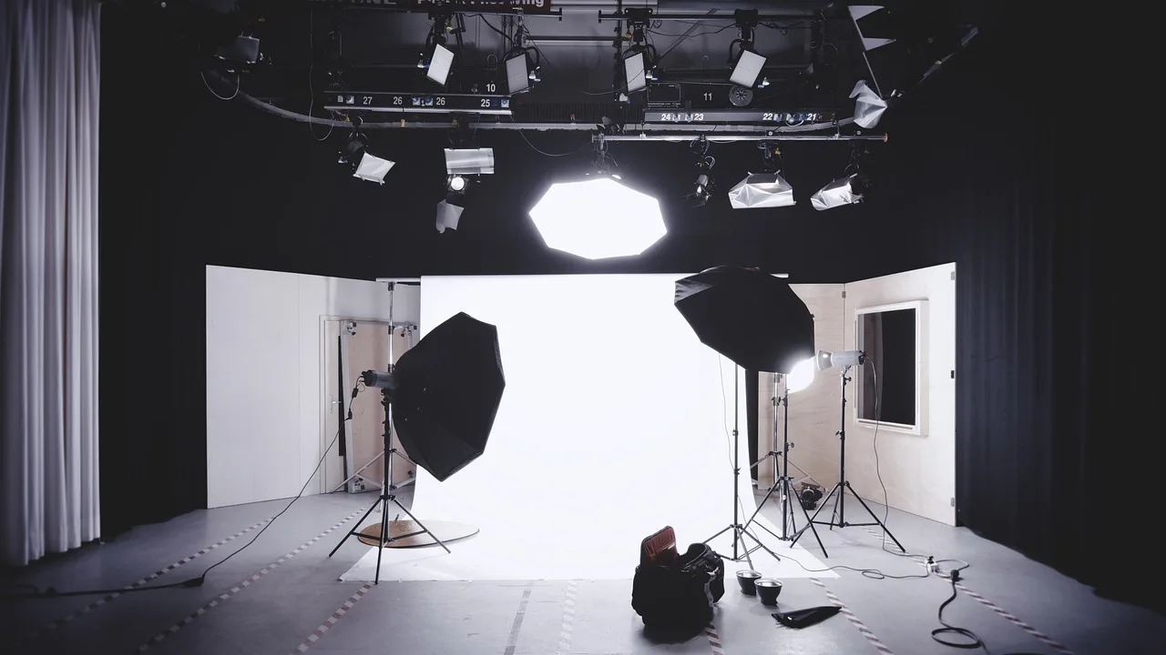 Steven Bartlett's Strategic Pivot: Scaling the Creator Economy Through Mentorship