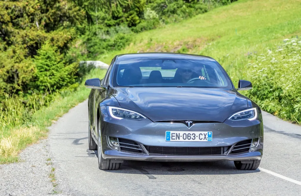 Tesla Expands Into Middle East with Official UAE Launch