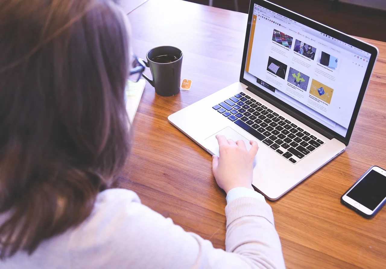 The Influencer Shift: How LinkedIn Transformed into a Creator Economy Hub