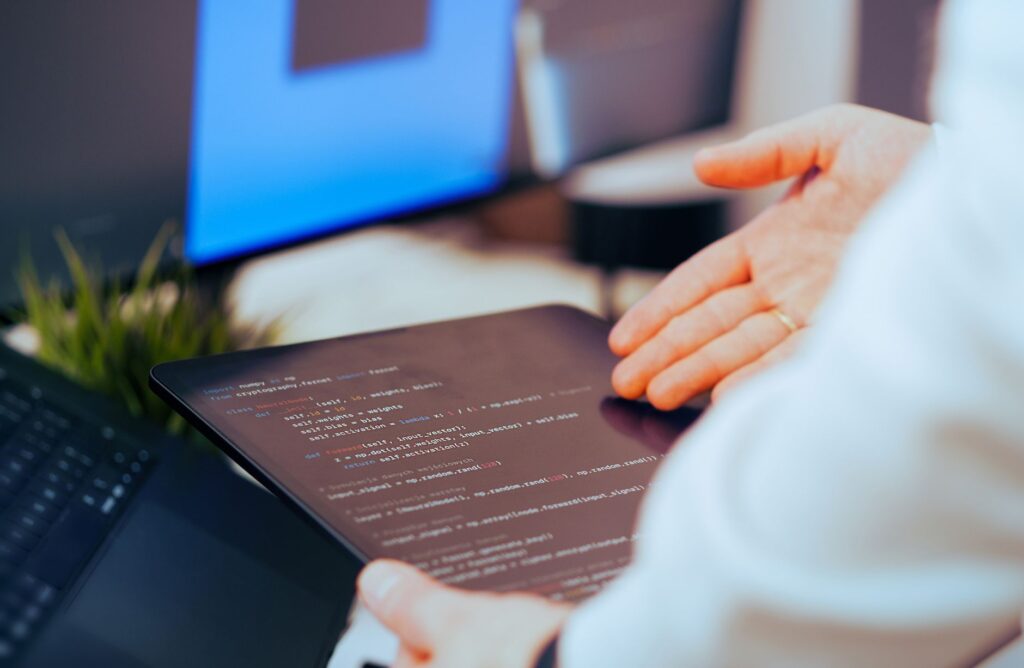 AI for the Deep Code: Seattle Startup logcat.ai Secures $2.55M to Automate Device Operating Systems