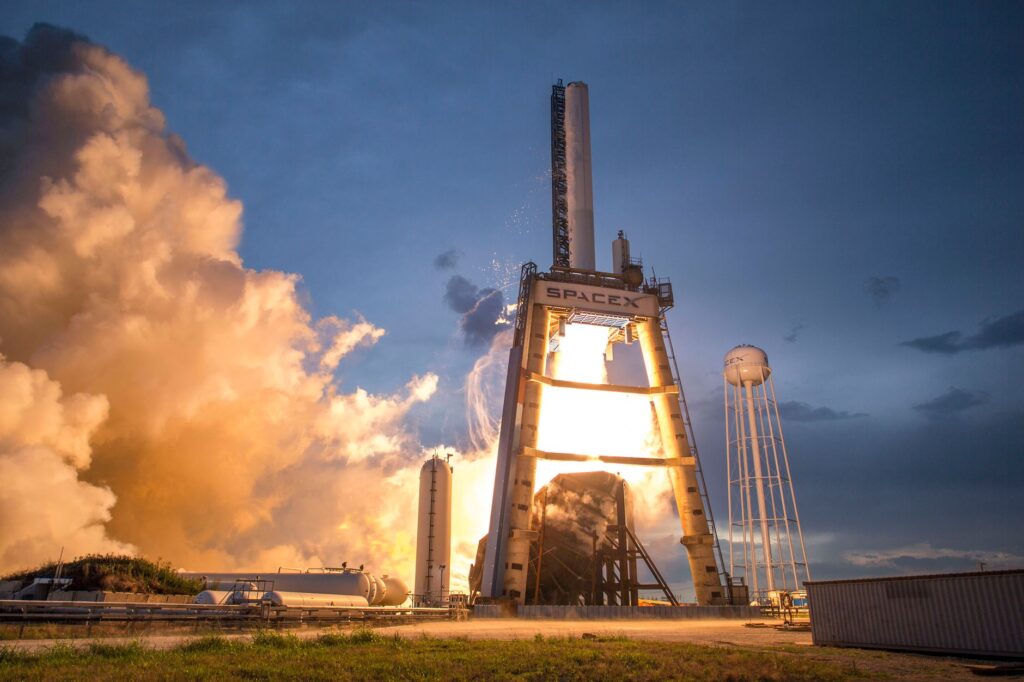 Agnikul and ICEYE Forge Strategic Partnership to Launch Radar Satellites from India
