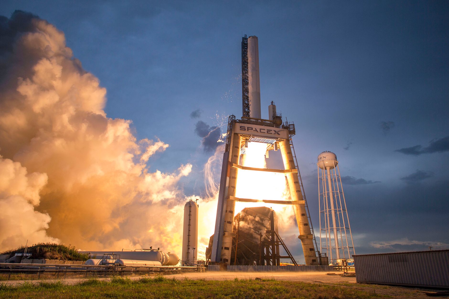 Agnikul and ICEYE Forge Strategic Partnership to Launch Radar Satellites from India