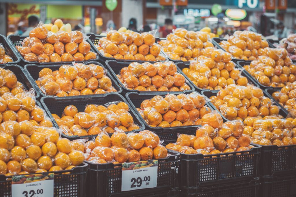 California Grocery Prices Risk Increase as New Plastic Packaging Law Takes Effect