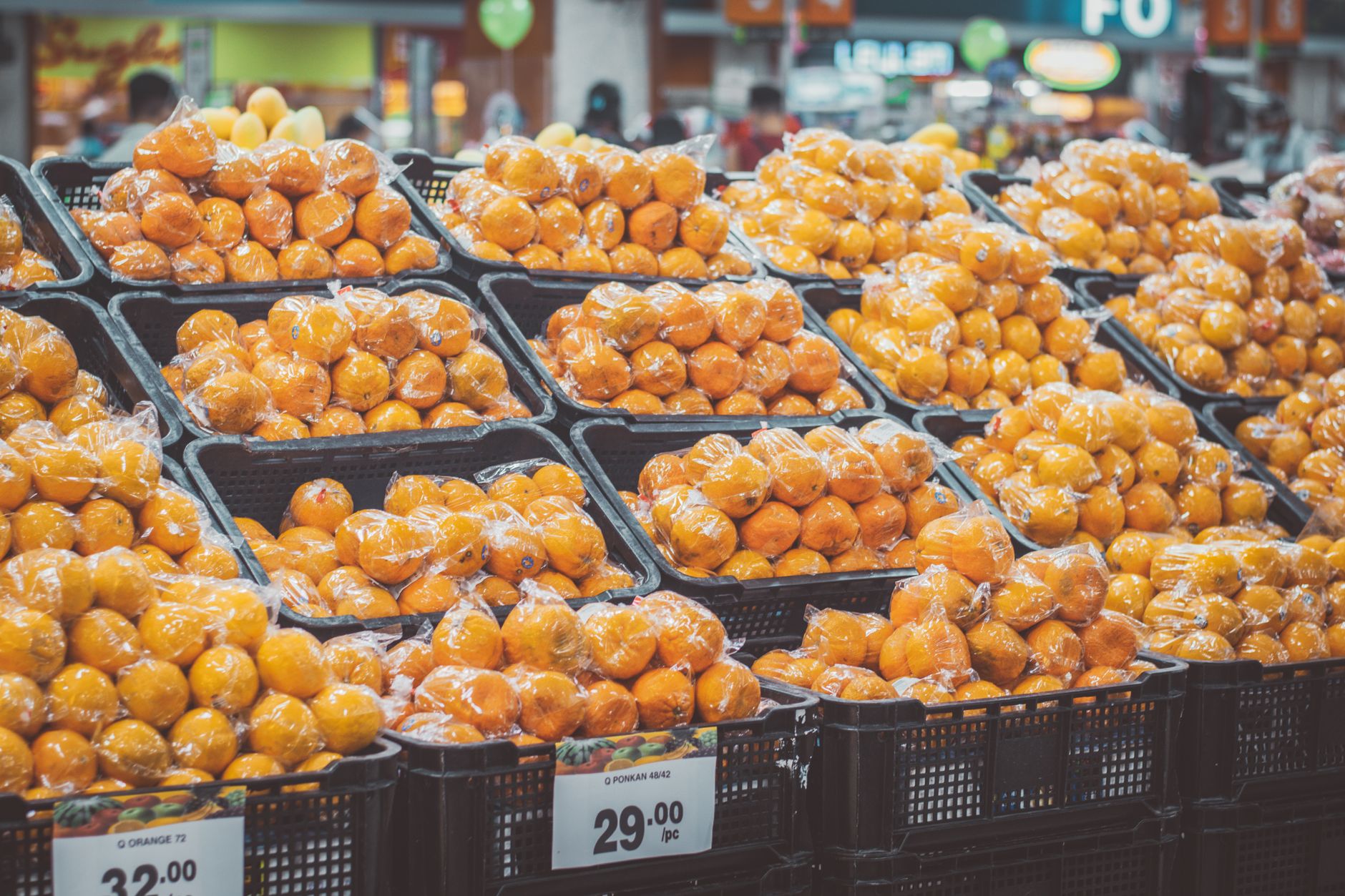 California Grocery Prices Risk Increase as New Plastic Packaging Law Takes Effect