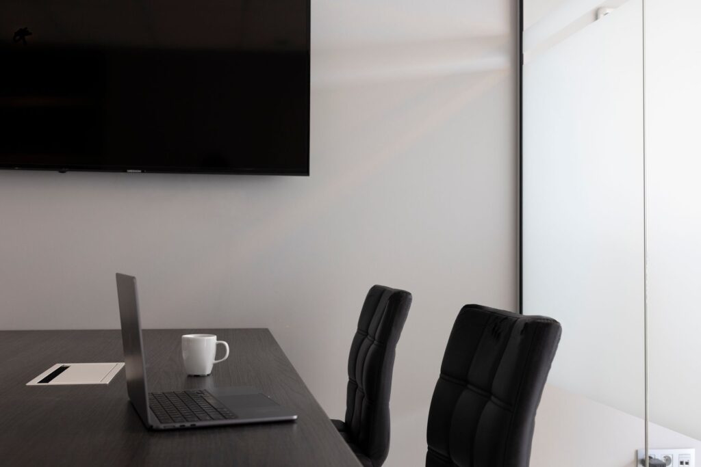 Chicago Tech Firm LogicGate Expands to Bellevue with AI-Focused Strategy and New Leadership Team