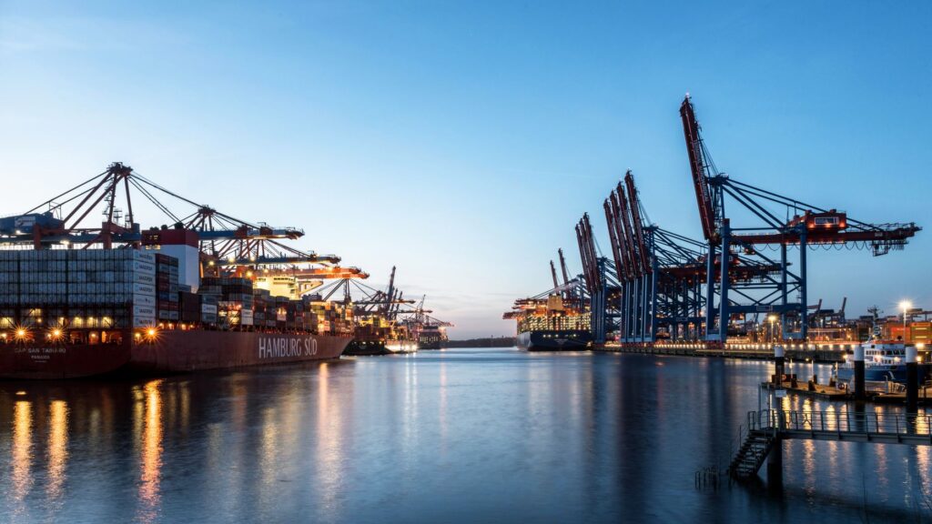China's Economy Cools to 4.3% in Q2 as Domestic Slump Offsets Export Surge