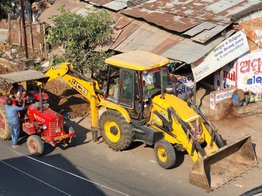 Construction Sector Drives Rural Employment Growth Amid Persistent Labor Market Challenges