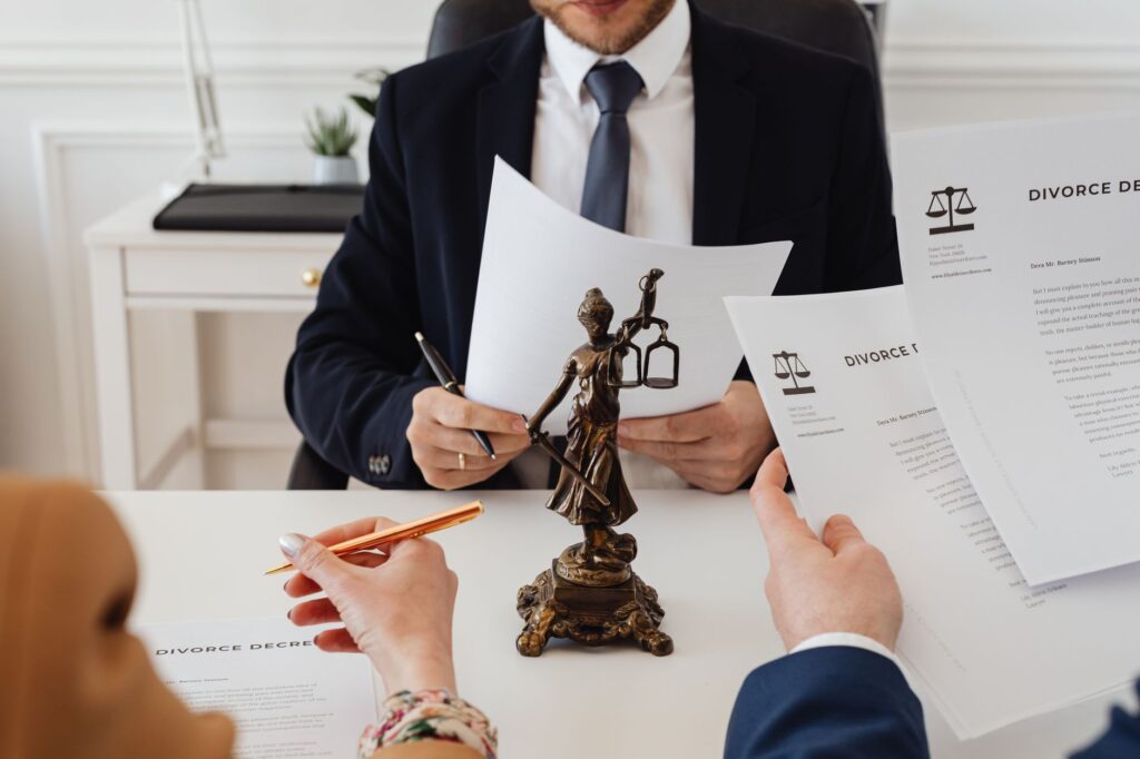 Essential Estate Planning Documents Key to Preventing Family Property Disputes, Legal Experts Say